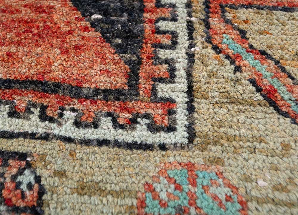 kilim grey and black wool hand knotted Rug - CloseUp