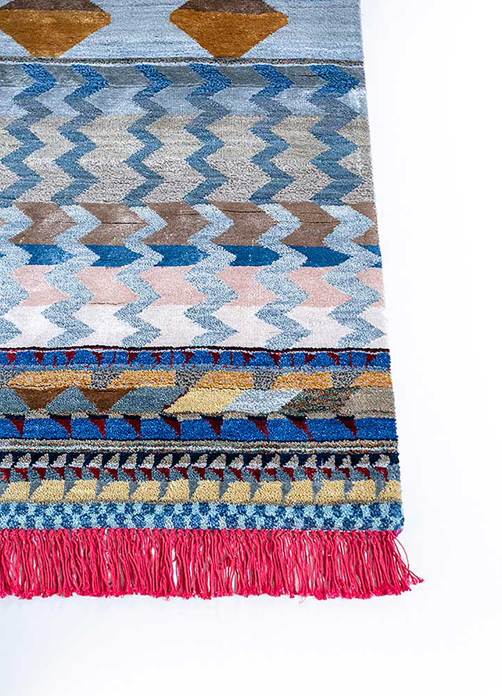 manchaha blue wool and bamboo silk hand knotted Rug - Corner