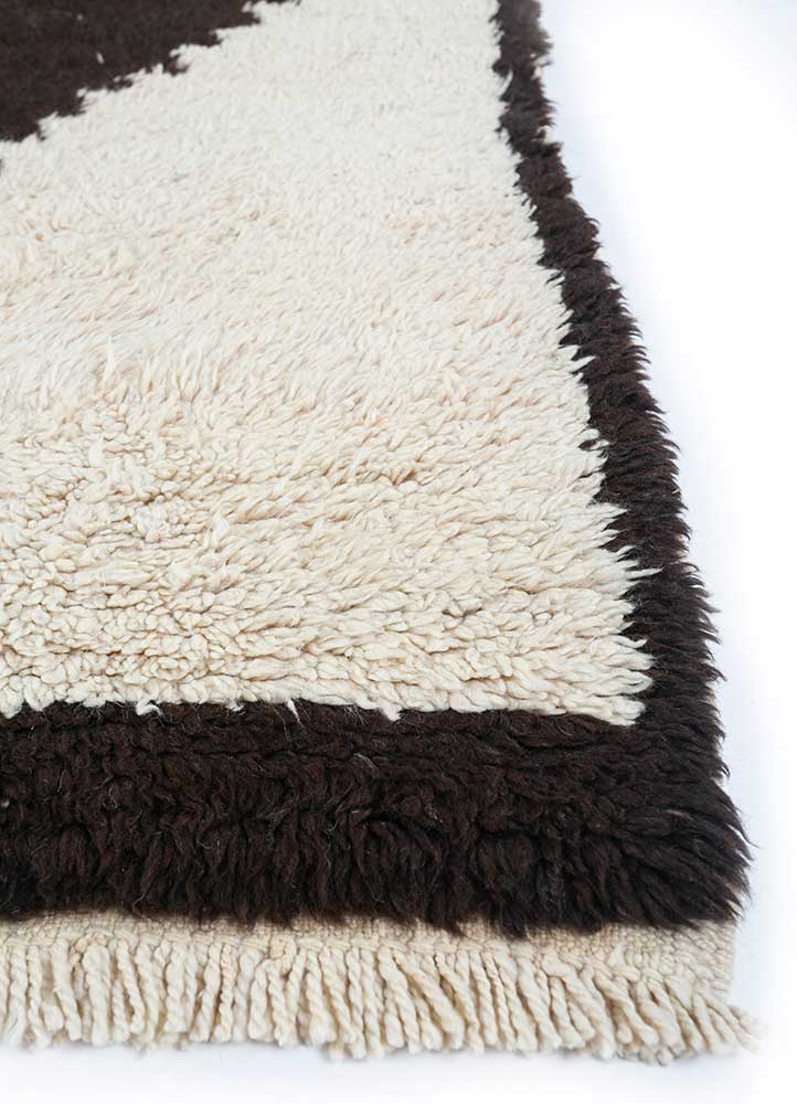 erbe beige and brown wool hand knotted Rug - Corner