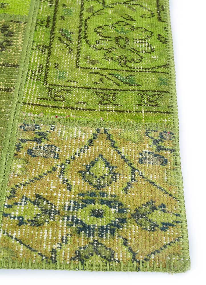 vintage green wool patchwork Rug - Corner