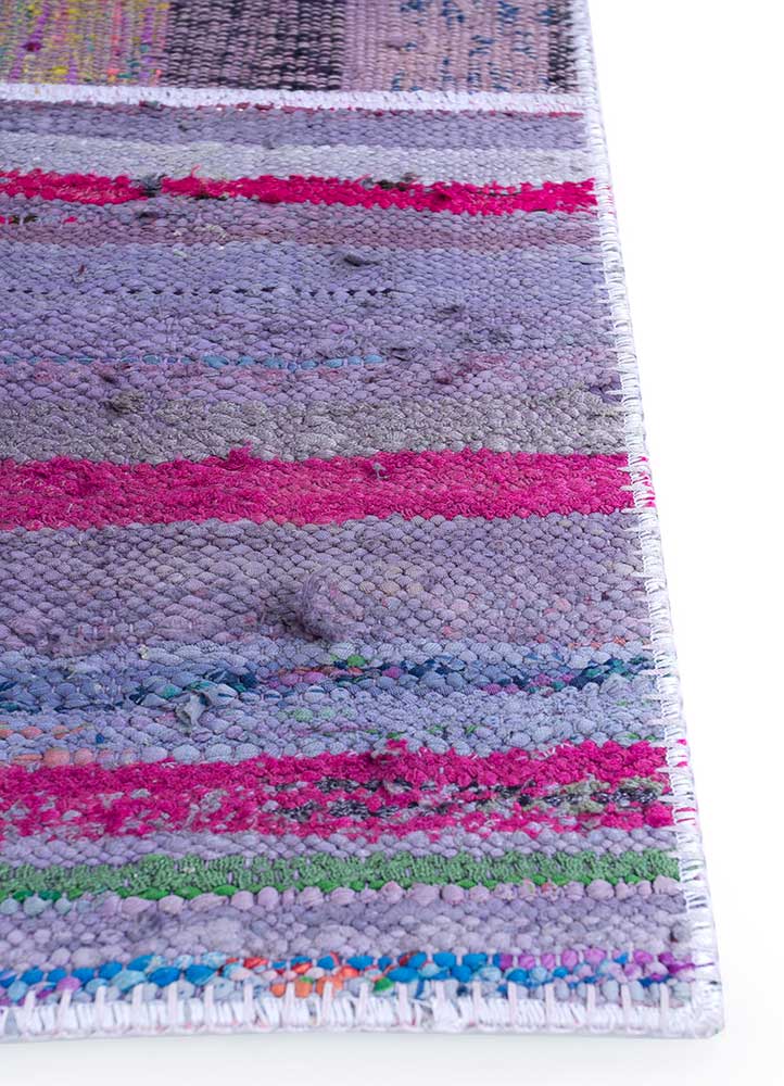 provenance pink and purple wool patchwork Rug - Corner