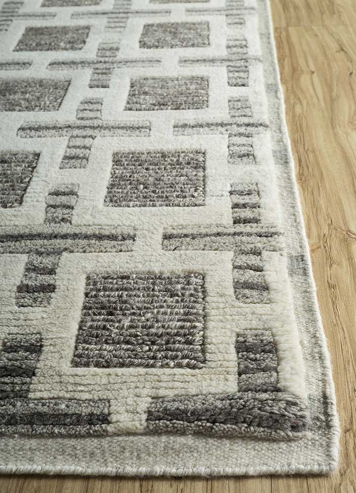 cleo grey and black wool hand knotted Rug - Corner