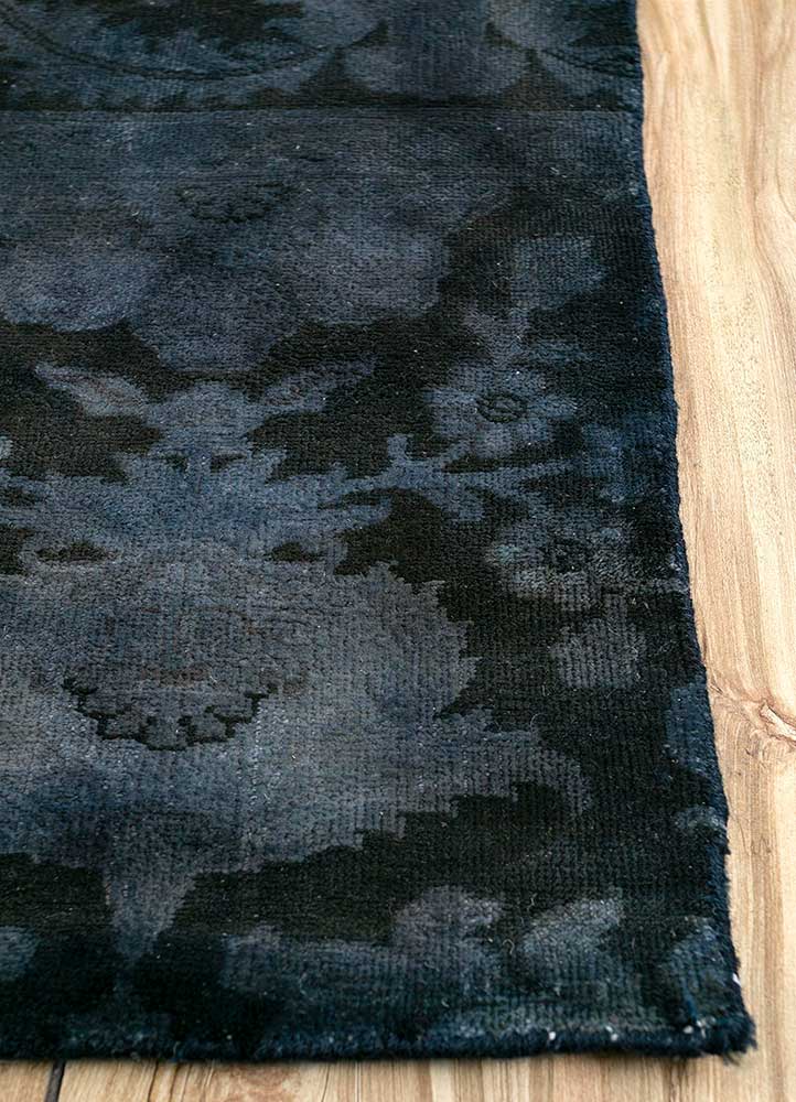 lacuna blue wool patchwork Rug - Corner