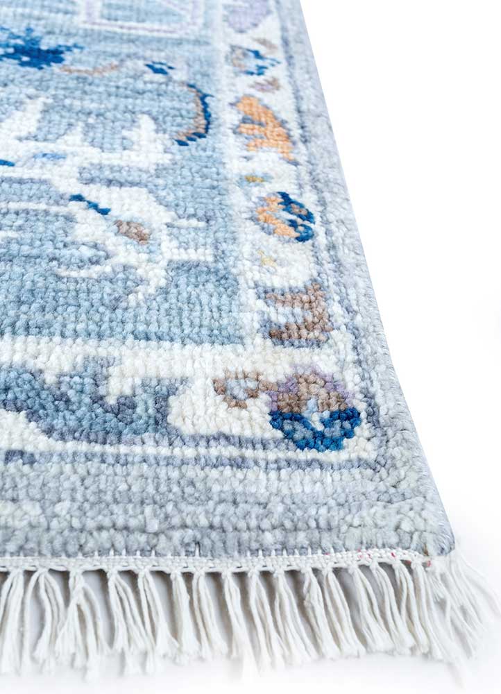 laica blue wool hand knotted Rug - Corner