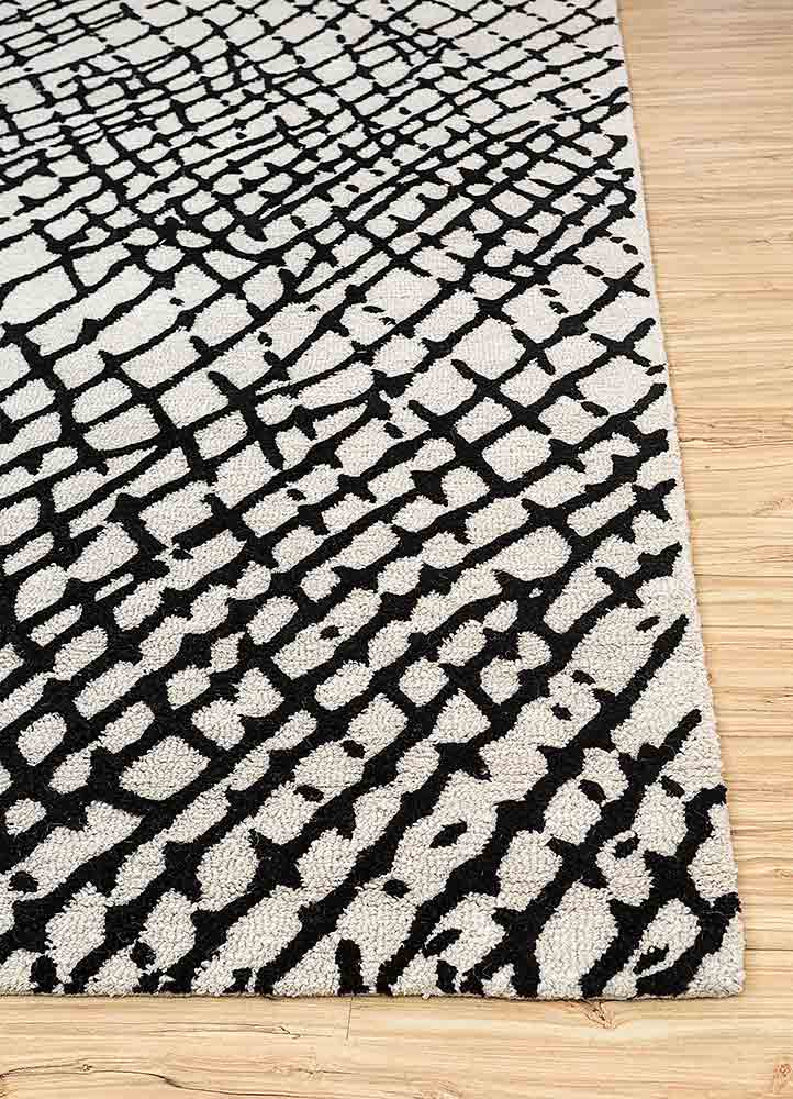 cascade ivory wool and viscose hand tufted Rug - Corner