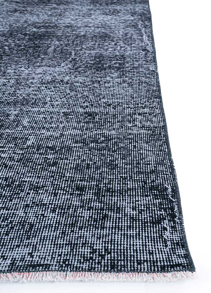 vintage grey and black wool hand knotted Rug - Corner