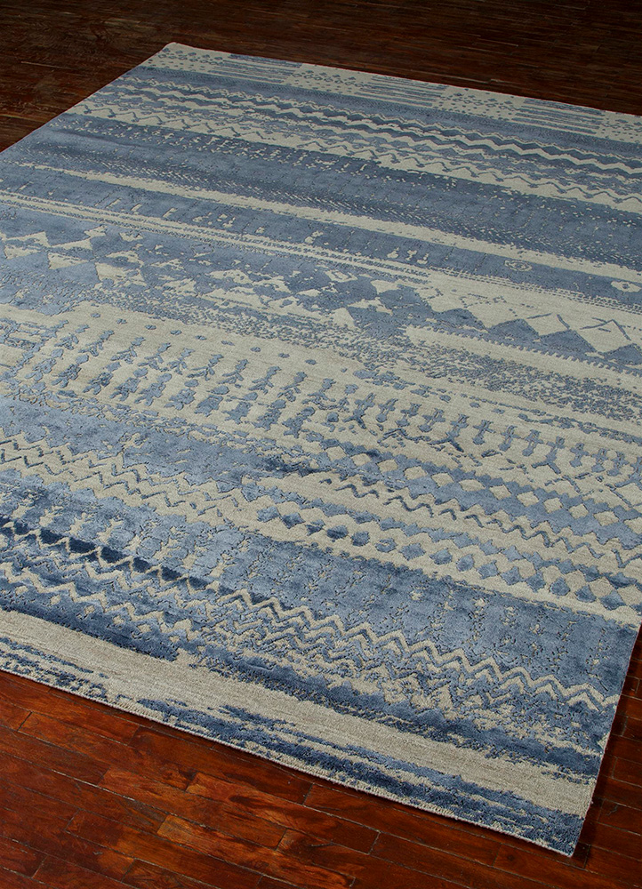 weave friction  wool and bamboo silk hand knotted Rug - FloorShot