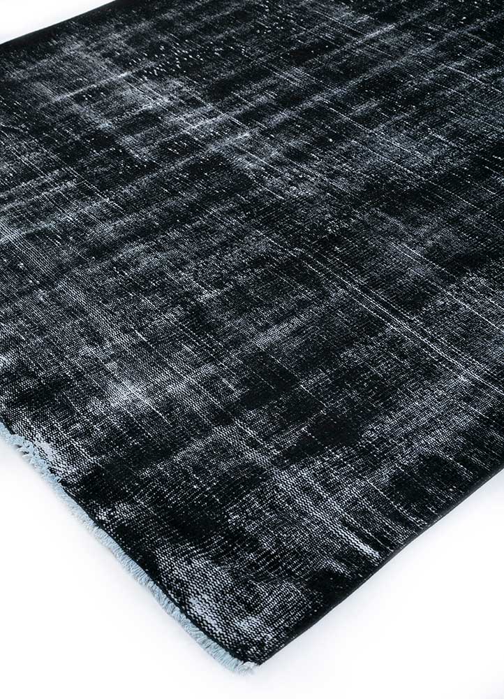 lacuna grey and black wool hand knotted Rug - FloorShot