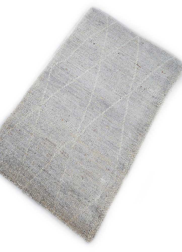 zuri grey and black wool hand knotted Rug - FloorShot