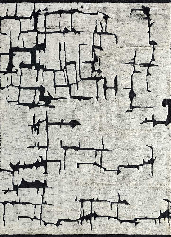 cleo grey and black wool hand knotted Rug - HeadShot
