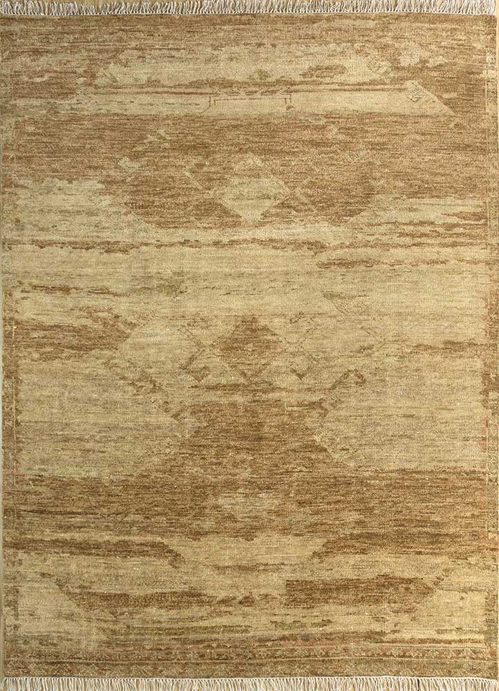 manifest gold wool hand knotted Rug - HeadShot