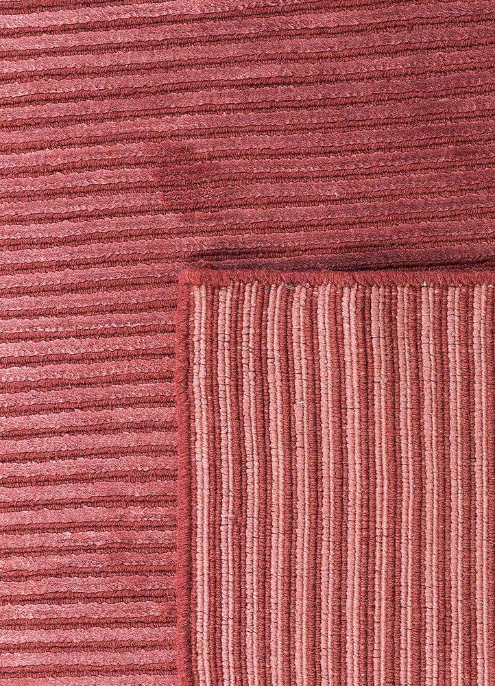 basis red and orange wool and viscose hand loom Rug - Perspective