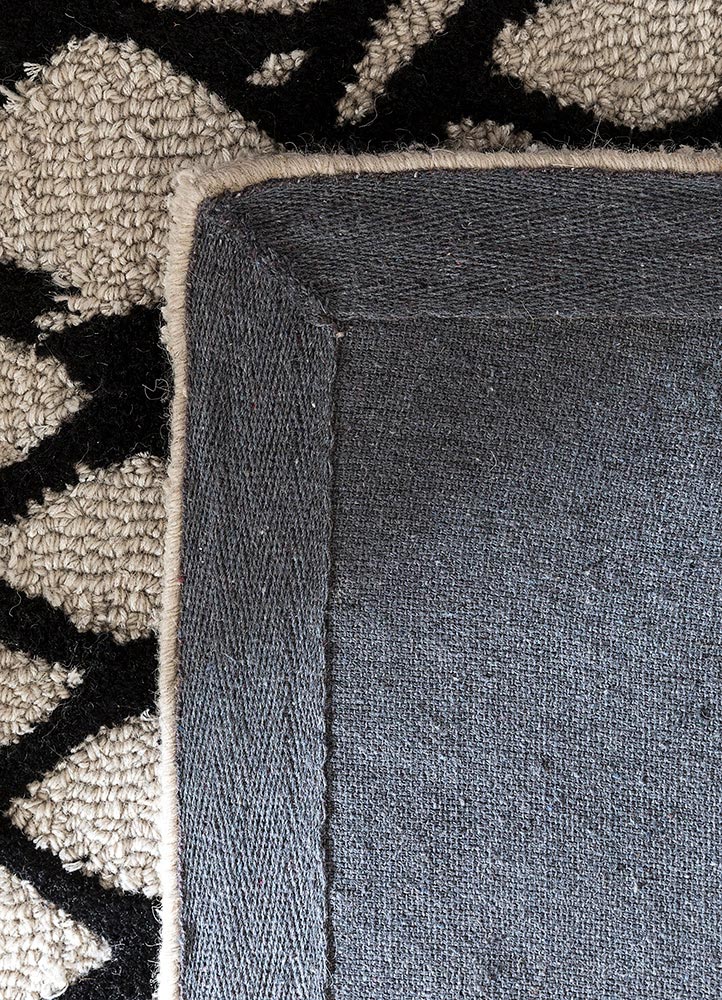 cascade ivory wool and viscose hand tufted Rug - Perspective